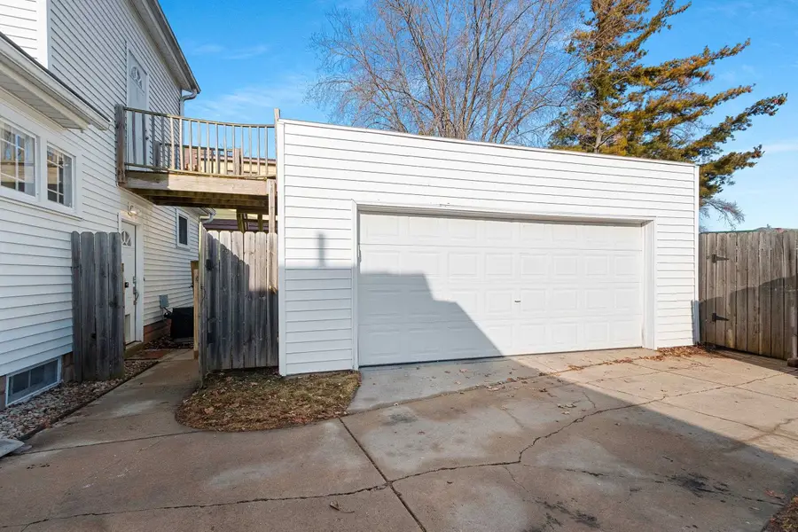 827 Catherine Street, Green Bay, WI 54301-2324 - #2