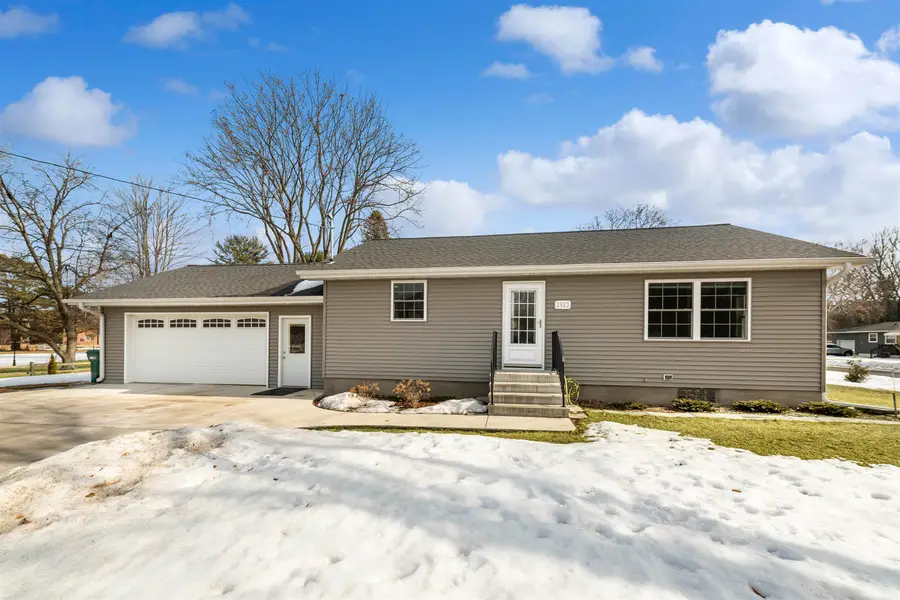 2912 Shore Drive, Marinette, WI 54143 - #3