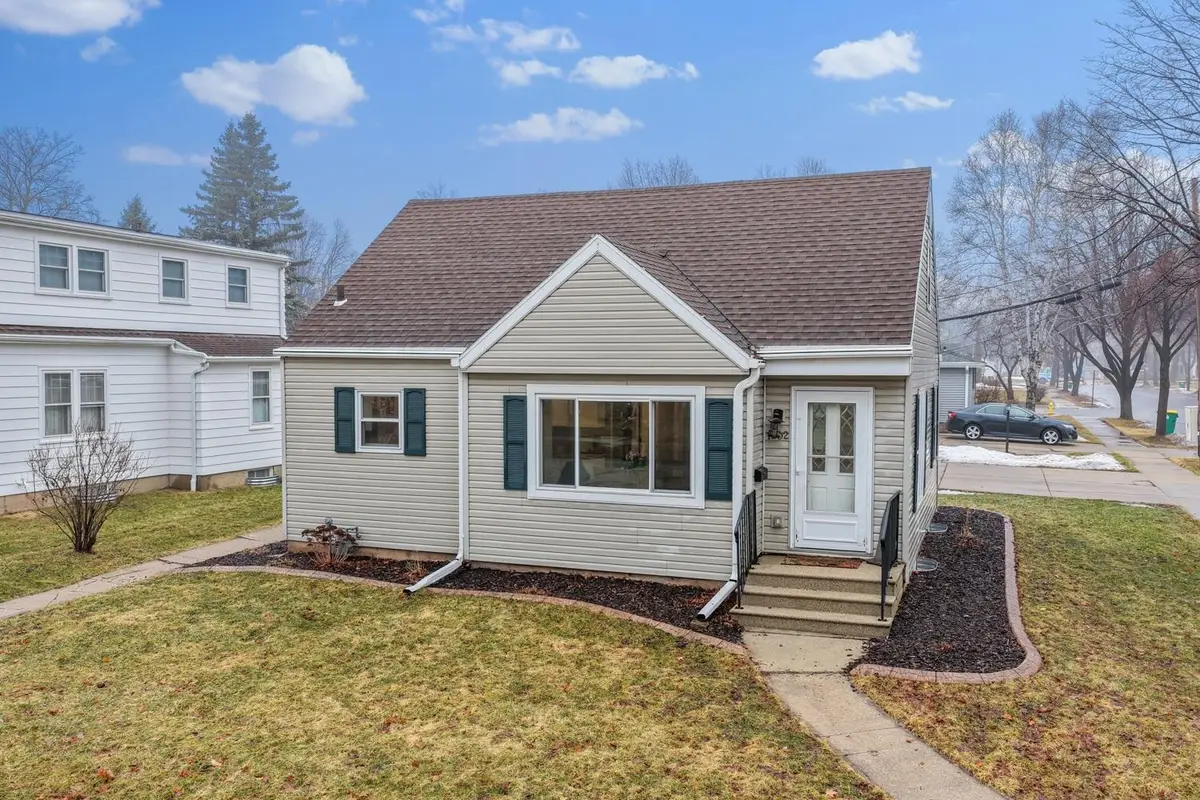 1202 Cleveland Street, Green Bay, WI 54304-2550 - #1