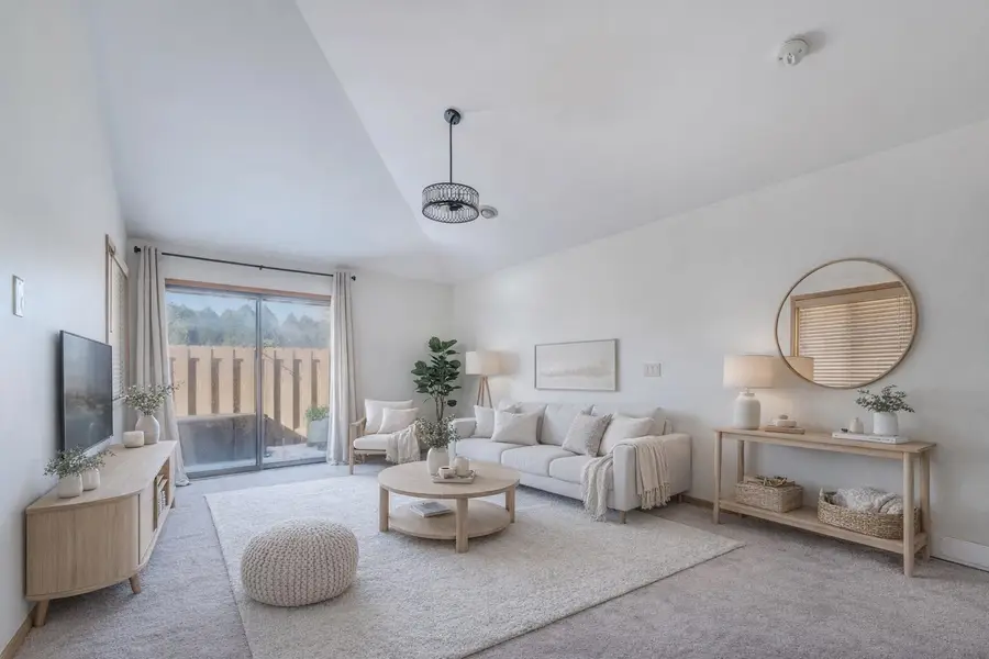 1377 W 18th Avenue, Oshkosh, WI 54902-6658 - #3