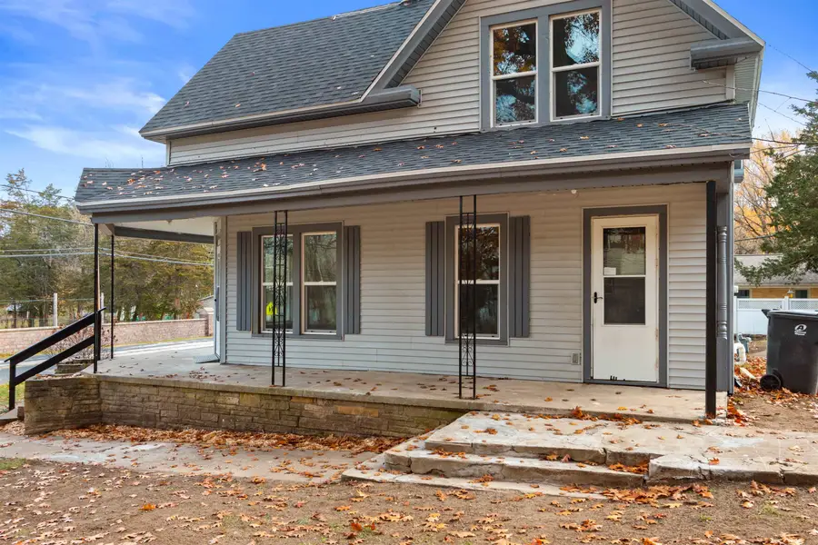 144 E Park Street, Montello, WI 53949-9410 - #2