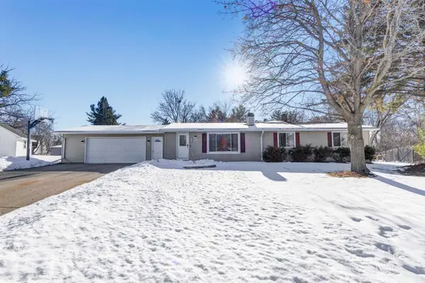 313 Steven Court, DENMARK, WI 54208-9715