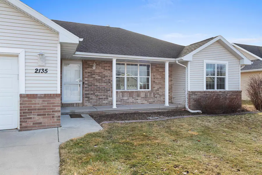 2135 W Melcorn Circle, De Pere, WI 54115 - #3