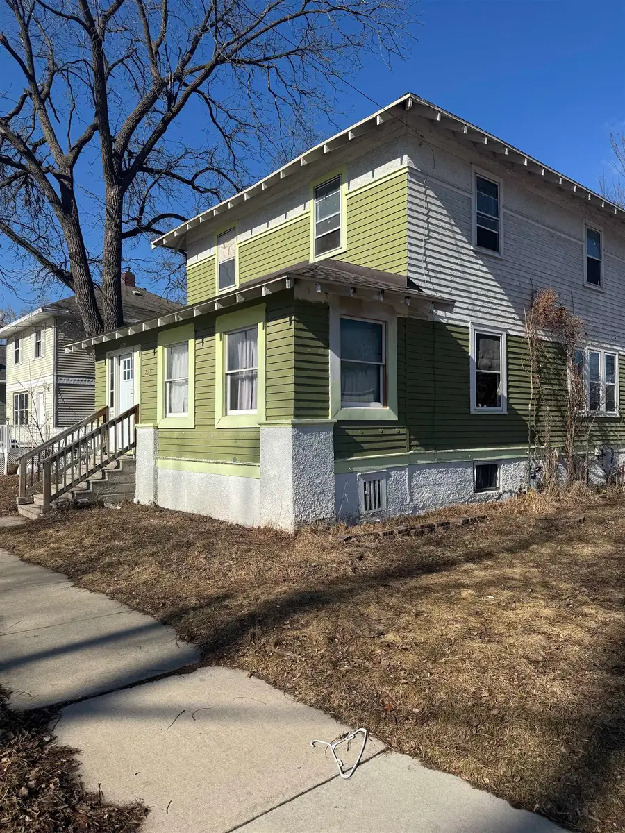 825 Crooks Street, Green Bay, WI 54301 - #2