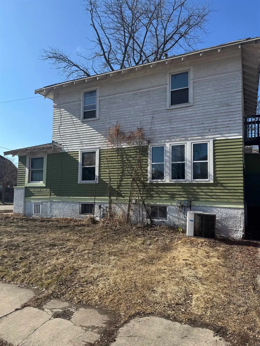 825 Crooks Street, Green Bay, WI 54301 - #3