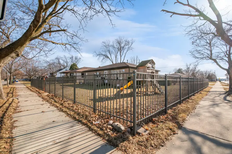 1626 Lilac Street, Green Bay, WI 54302 - #3