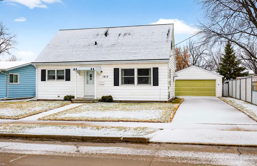 1813 E Pauline Street, Appleton, WI 54911 - #3