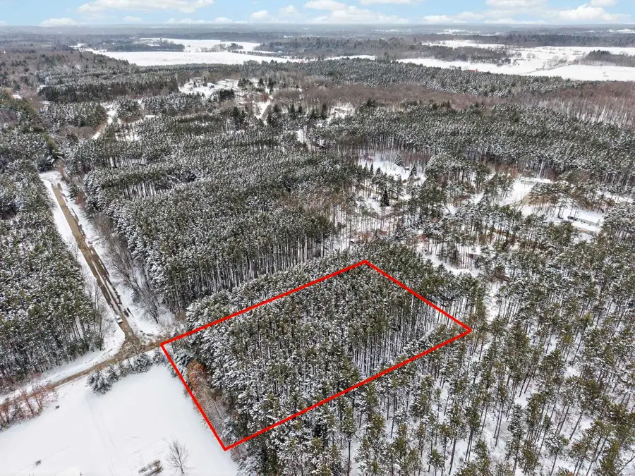 10976 Red Pine Way, Waupaca, WI 54981 - #2