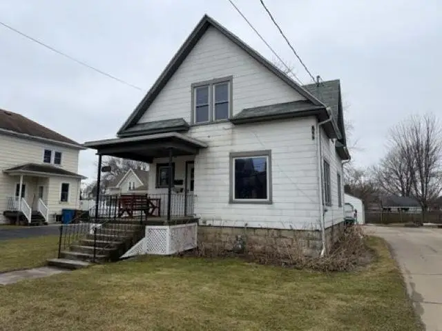 80 Tayco Street, Menasha, WI 54952 - #1