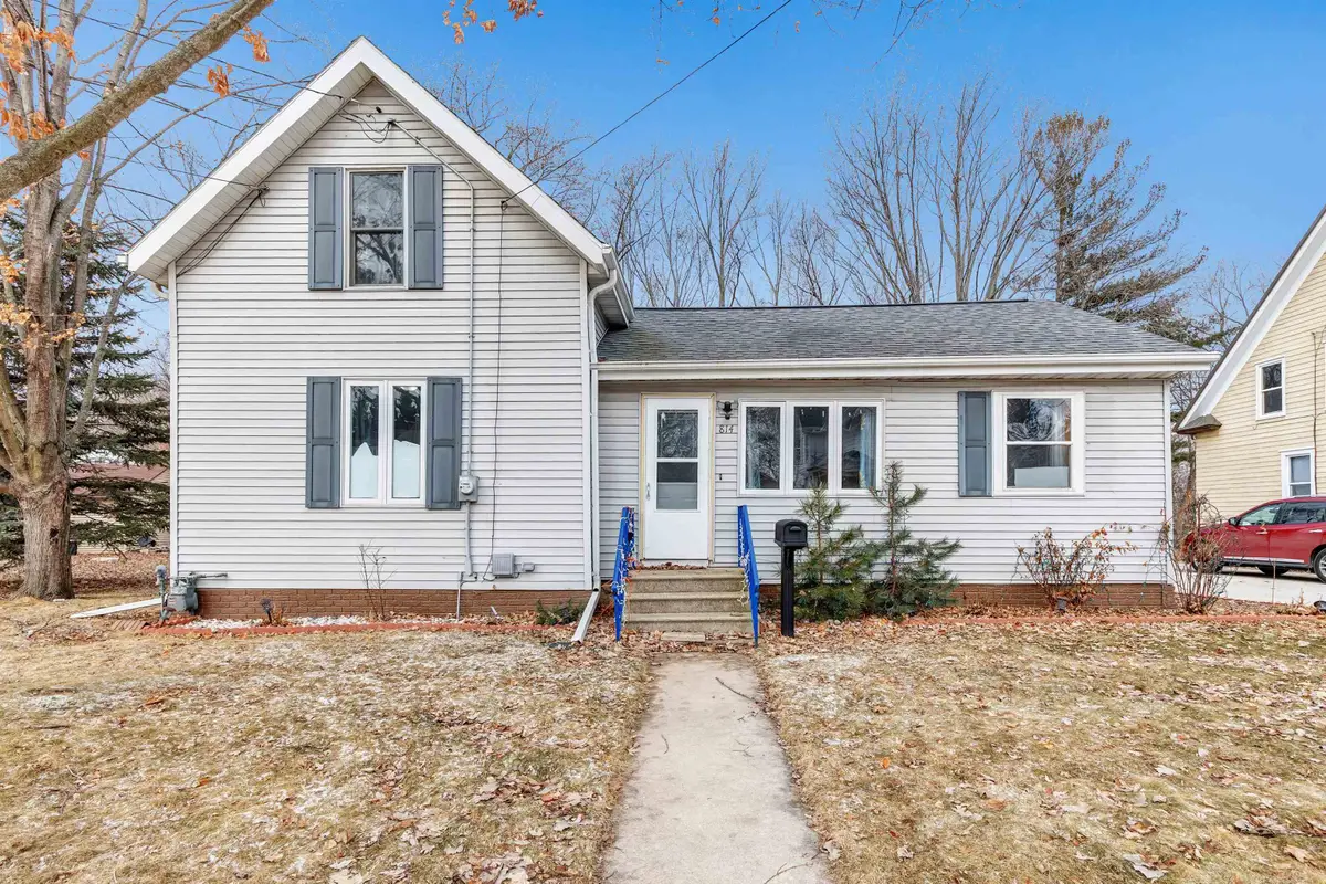 814 3rd Street, De Pere, WI 54115-1955 - #1