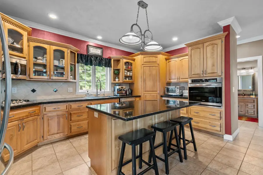 421 S Pine Grove Lane, Hortonville, WI 54944 - #3