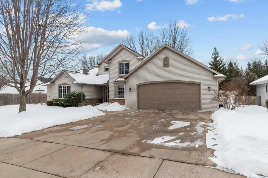 1827 Orchard Blossom Drive, Appleton, WI 54915-7091 - #3