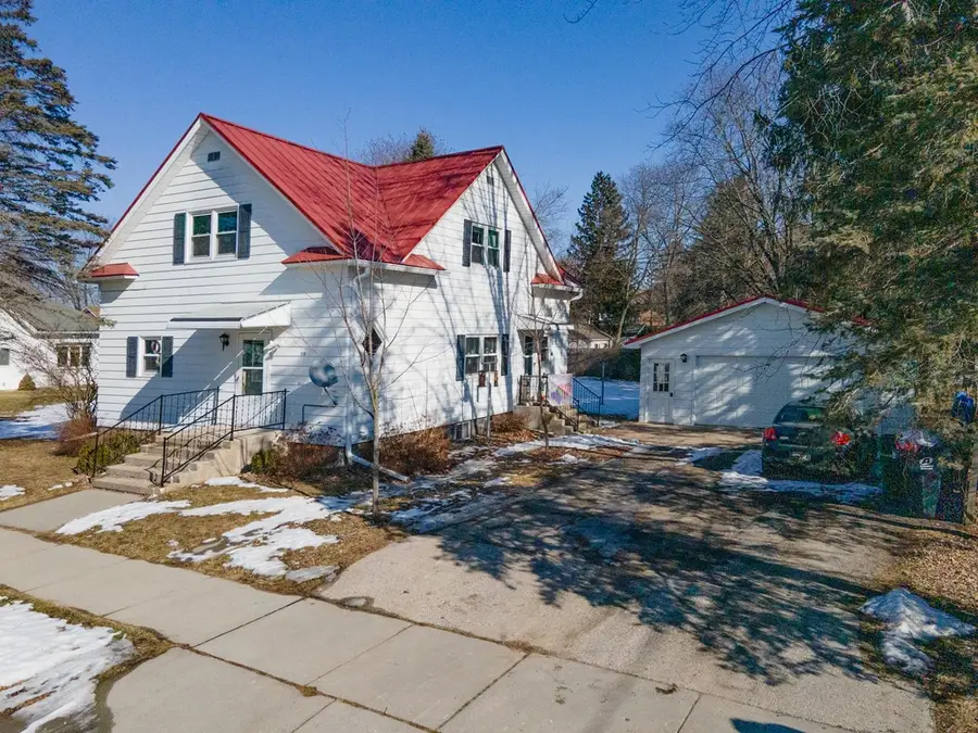 215 N Oxford Street, Wautoma, WI 54982 - #2