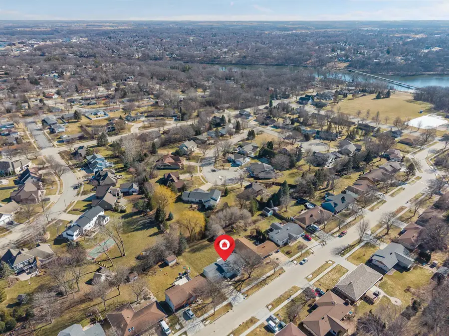 800 Carol Lynn Drive, Little Chute, WI 54140 - #2