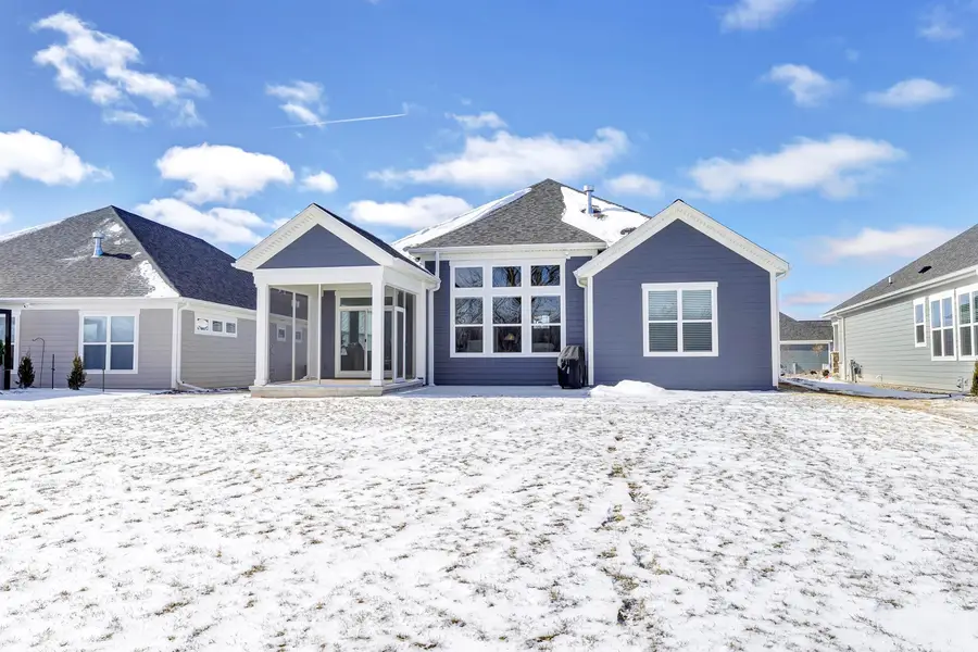 2479 Orion Circle, Green Bay, WI 54311-8078 - #2