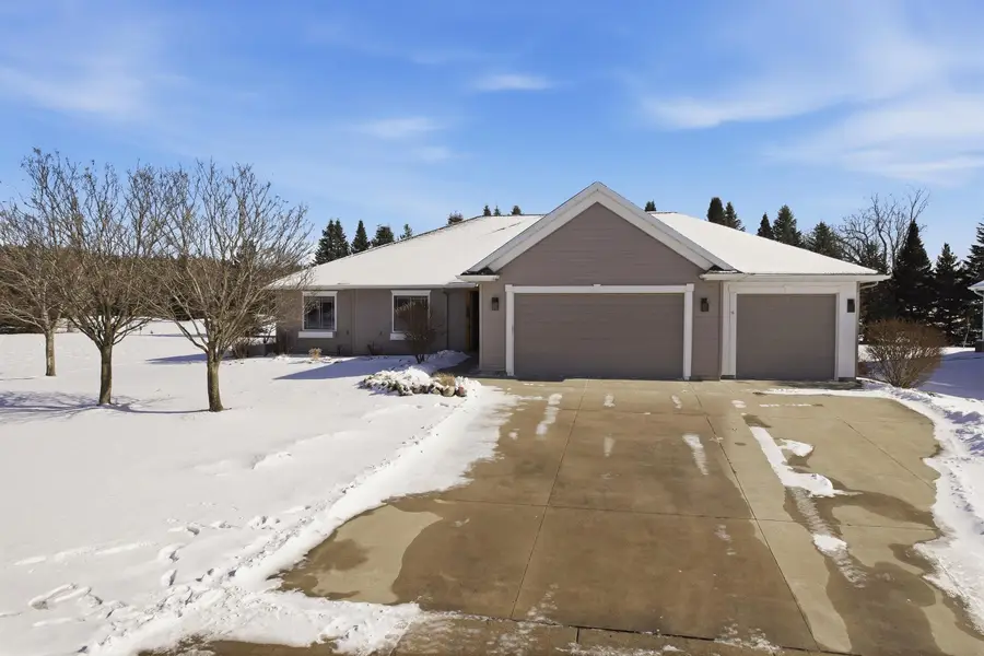 1547 Foxfire Court, Waupaca, WI 54981 - #2