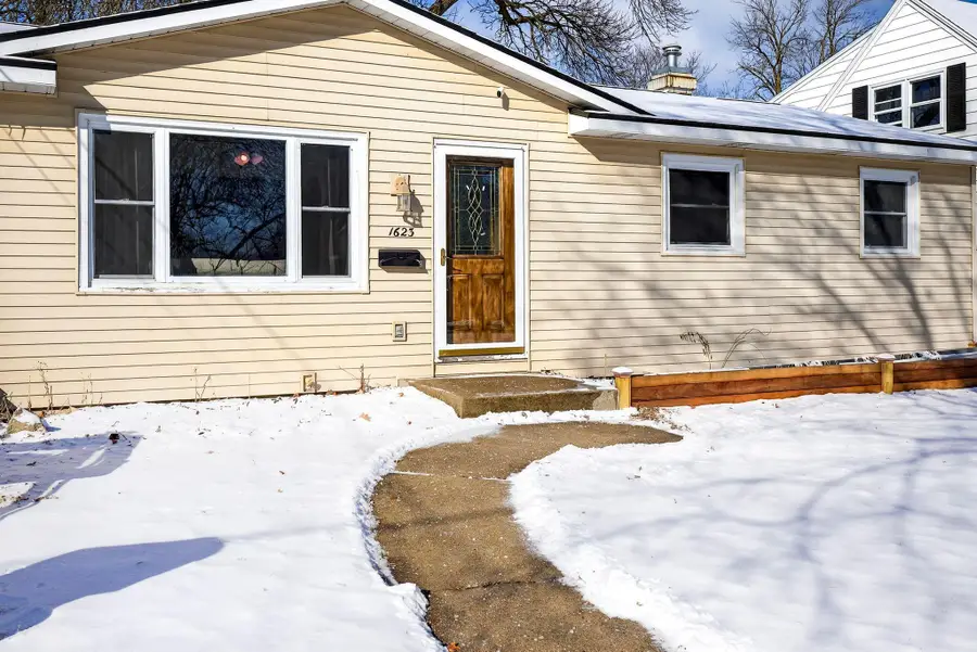 1623 S Jefferson Street, Appleton, WI 54915 - #3