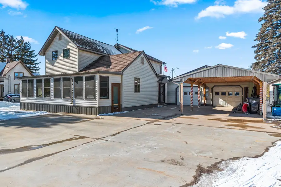 309 S Warrington Avenue, Cecil, WI 54111 - #3