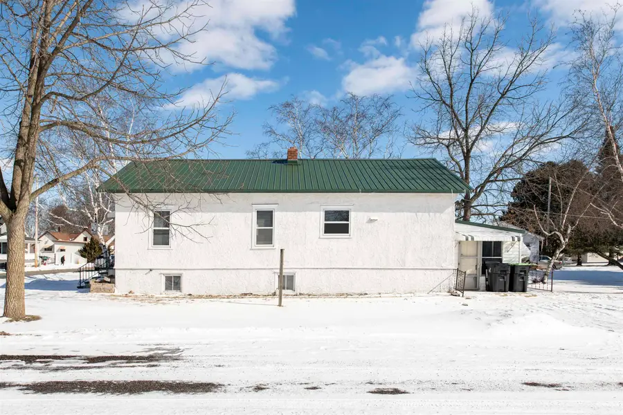 1513 28th Avenue, Menominee, MI 49858 - #3