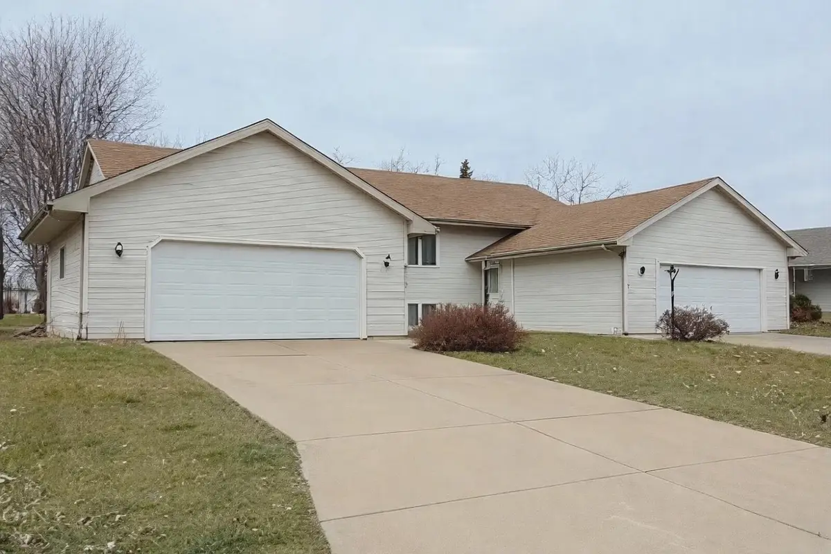 2119 N Cloudview Drive, Appleton, WI 54914 - #1