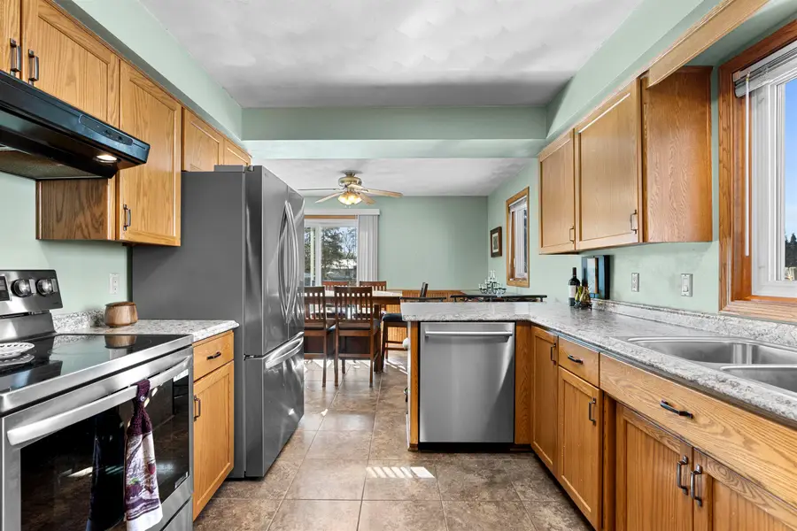 3033 W Hiawatha Drive, Appleton, WI 54914 - #2