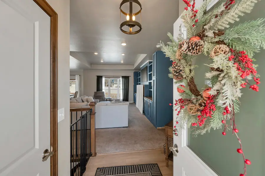 2125 Fox Point Circle, De Pere, WI 54115 - #2