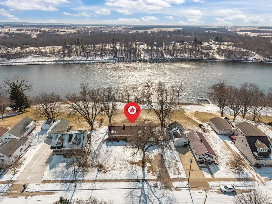 735 Park Street, Wrightstown, WI 54180-1003 - #3