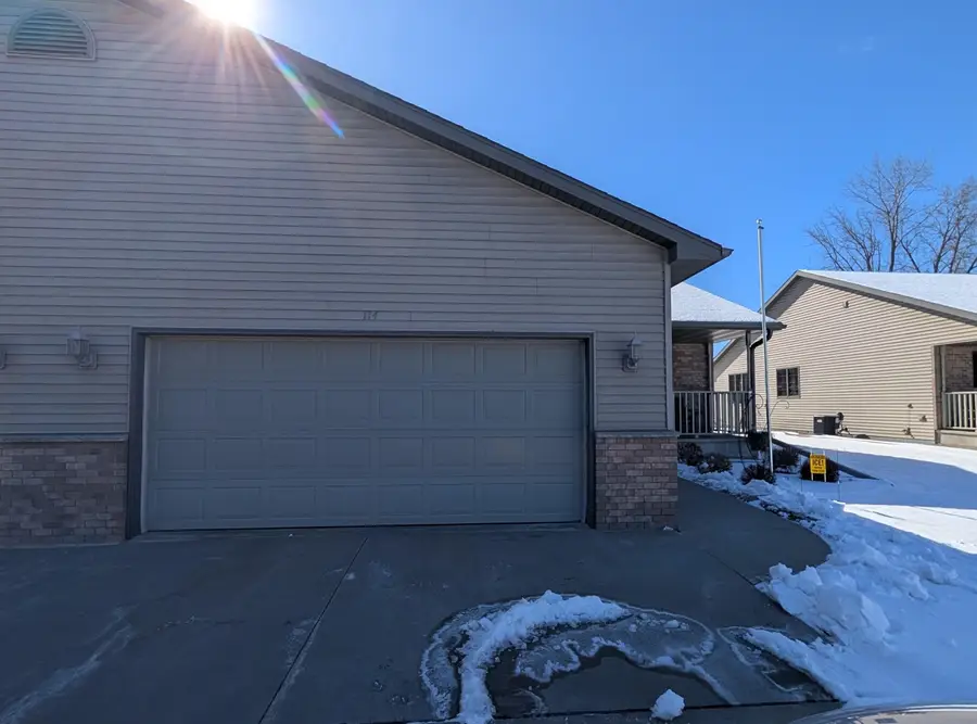 114 E North Water Street, New London, WI 54961 - #2