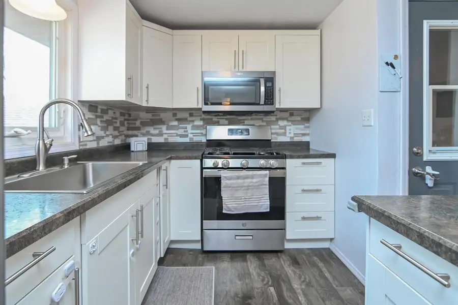 1332 Sunray Lane, Green Bay, WI 54313-7139 - #2