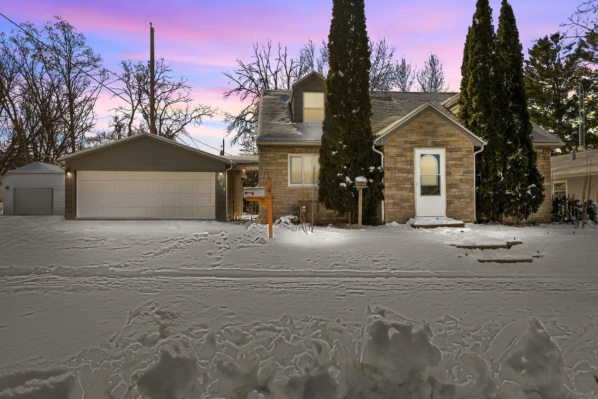 244 W Liberty Street, Berlin, WI 54923 - #1