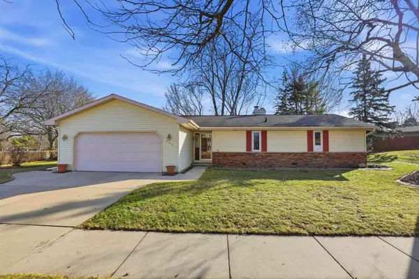 907 E Florida Avenue, APPLETON, WI 54911