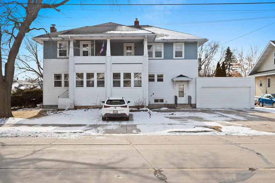 233 Woodlawn Avenue, Green Bay, WI 54303 - #3