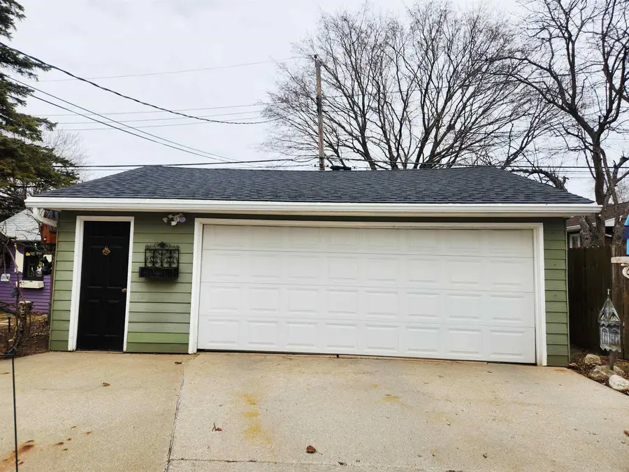 64 N St Josephs Lane, Fond Du Lac, WI 54935-3035 - #3