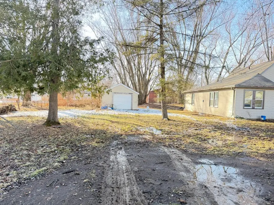 313 Elm Street, New London, WI 54961 - #2