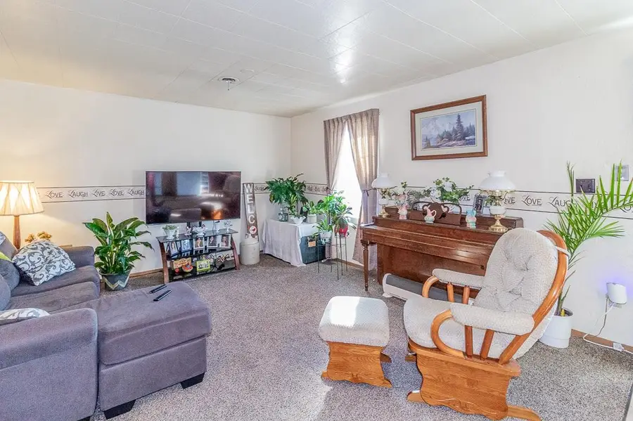 622 W Washington Street, New London, WI 54961-1765 - #3