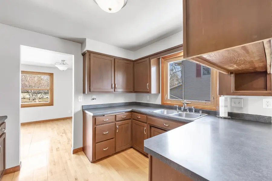 808 Ridgeway Boulevard, De Pere, WI 54115 - #3