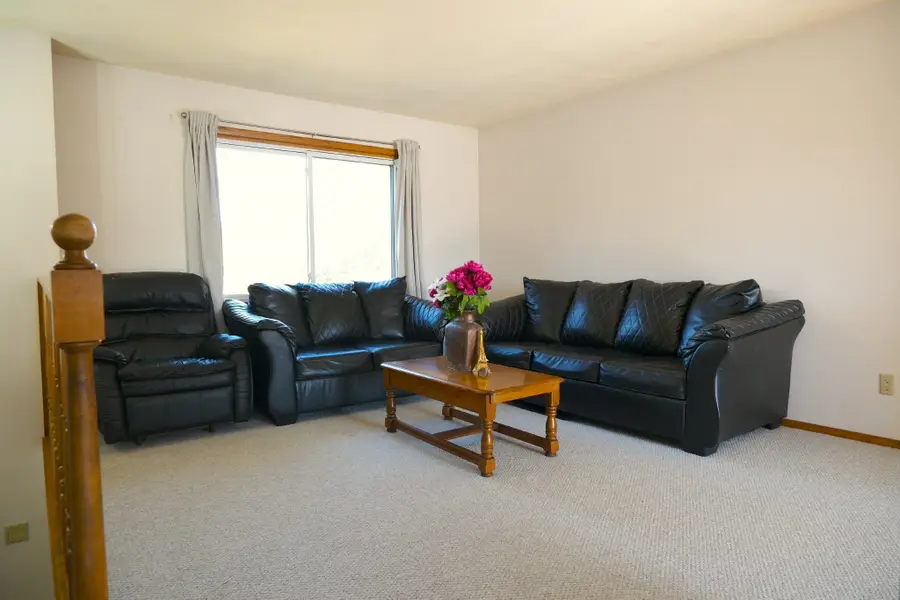 W6127 Colonial Drive, Appleton, WI 54914 - #2