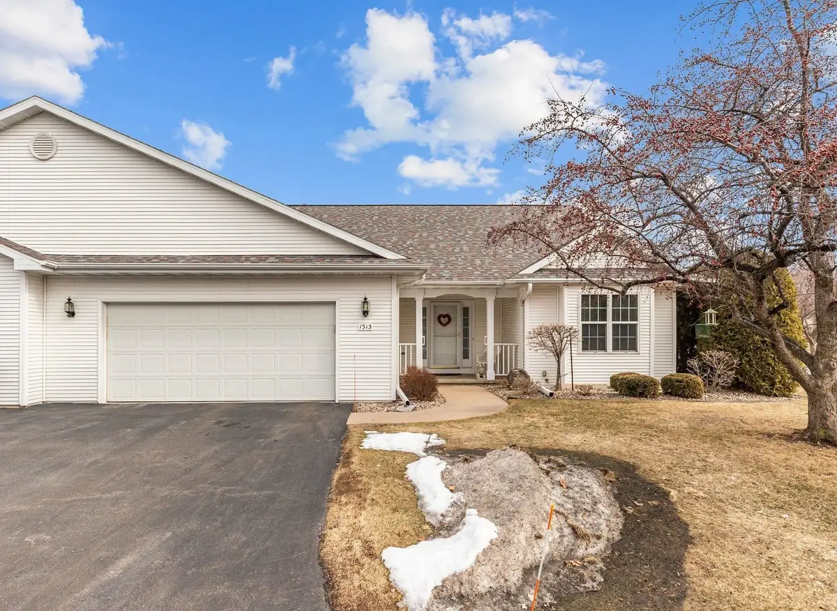 1513 Dickenson Court, Neenah, WI 54956 - #1