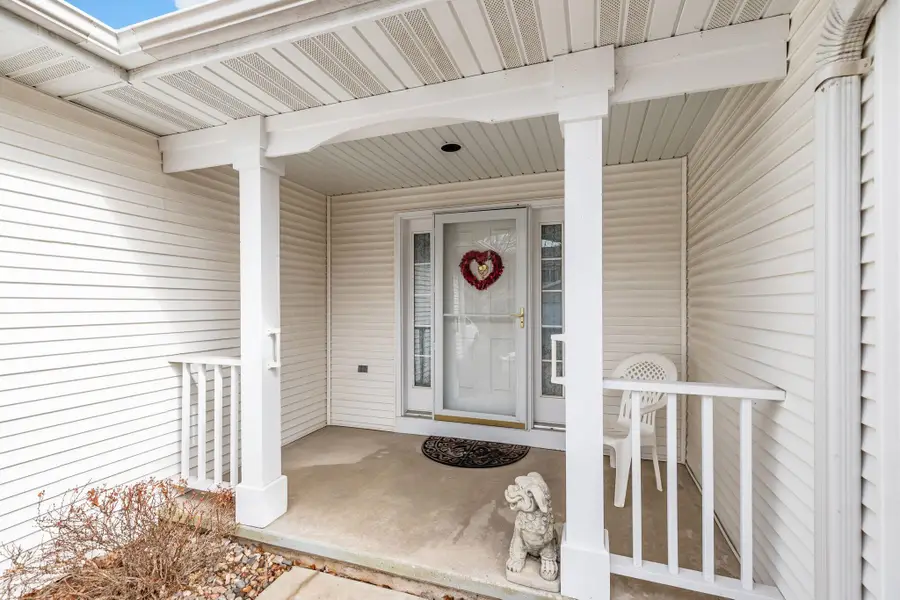 1513 Dickenson Court, Neenah, WI 54956 - #3