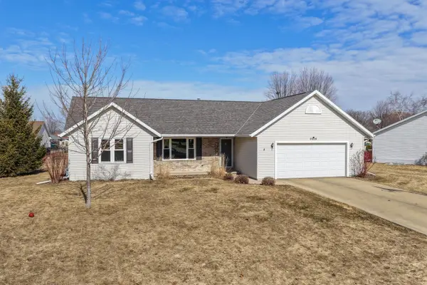 2028 Couples Court, NEW FRANKEN, WI 54229-9571