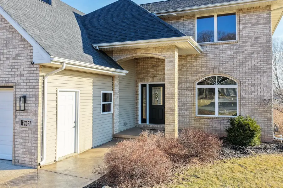 W7571 Velma Lane, Greenville, WI 54942-8537 - #3