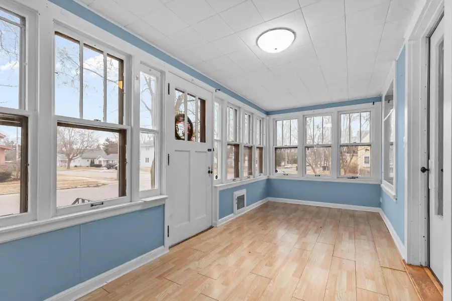 303 N Outagamie Street, Appleton, WI 54914 - #2