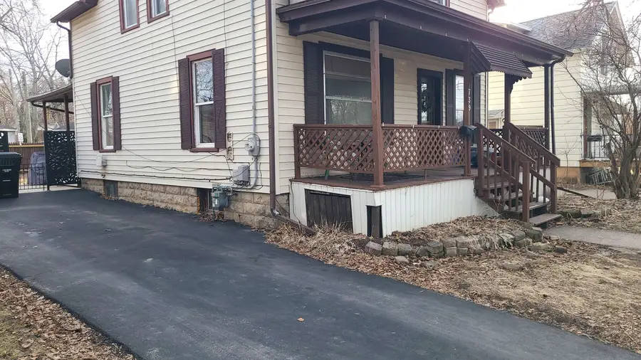 739 W 8th Street, Appleton, WI 54914-5234 - #2