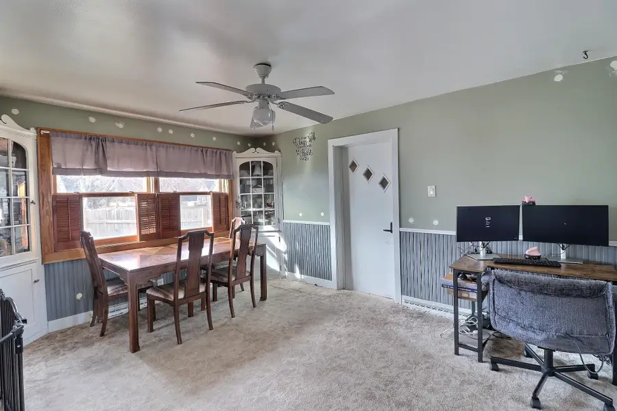 413 W 6th Street, Kaukauna, WI 54130 - #3