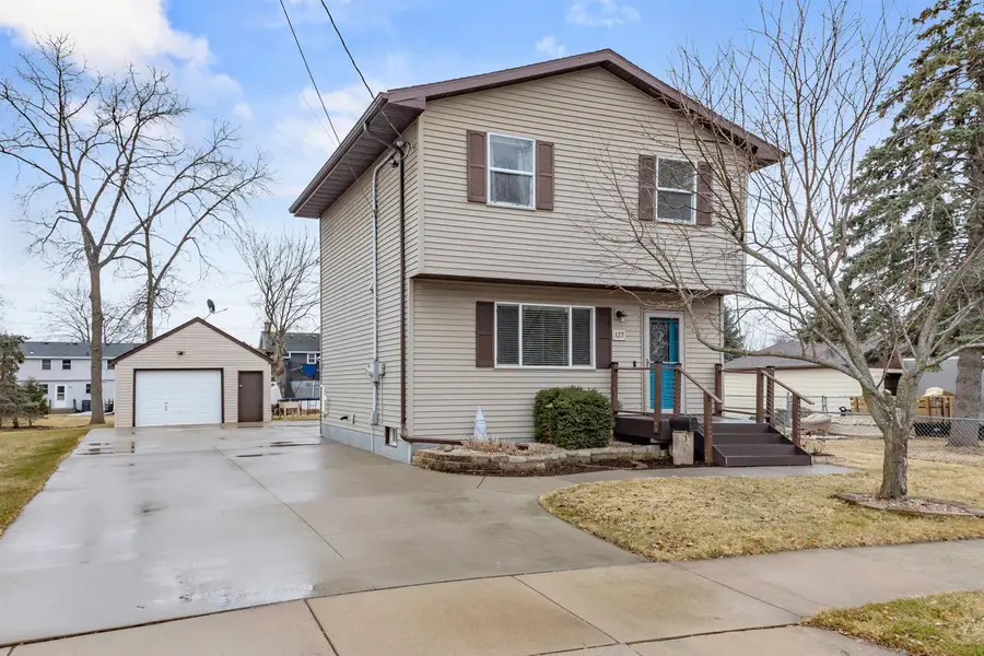 137 Gruenwald Avenue, Neenah, WI 54956 - #2