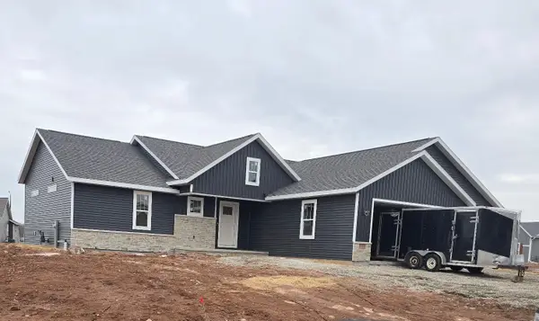 1626 Founders Street, NEENAH, WI 54956