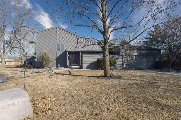 841 E Windfield Place, APPLETON, WI 54911
