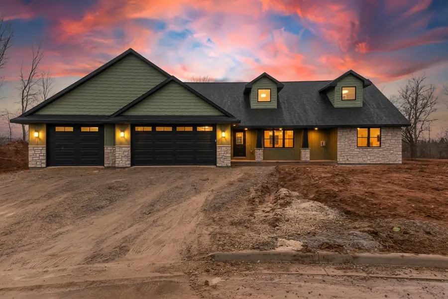 2984 Creekwood Drive, Green Bay, WI 54311 - #2