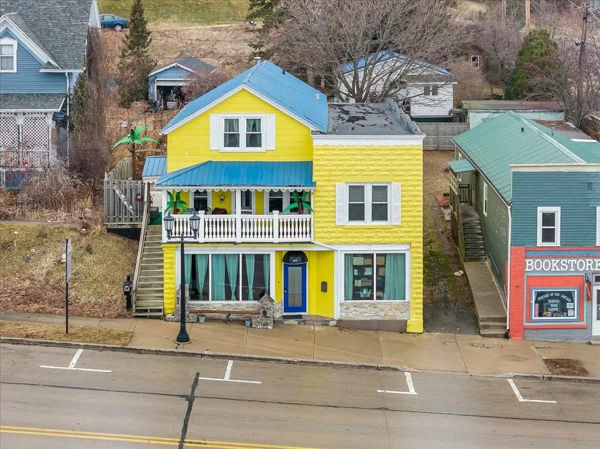 517 Milwaukee Street, Kewaunee, WI 54216 - #1