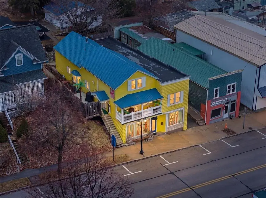 517 Milwaukee Street, Kewaunee, WI 54216 - #3